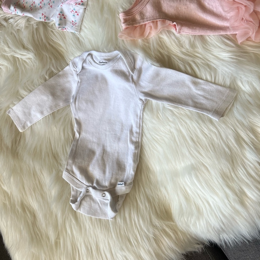 Baby 0-3 months bundle - Picture 5 of 7